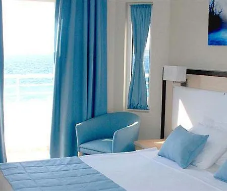 Club Otel 4*