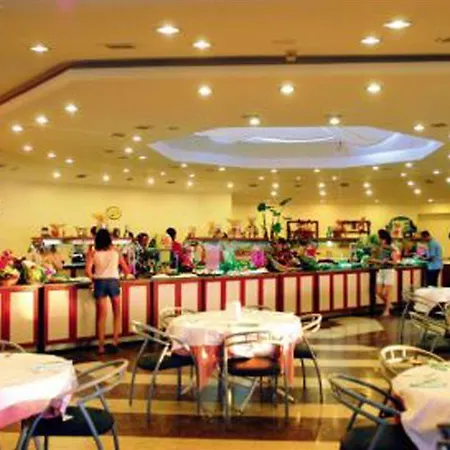 Otel Club 4*