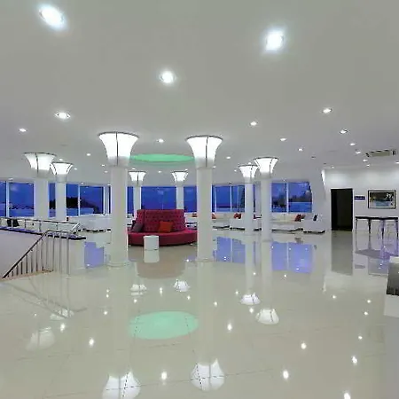 Club Otel