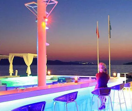 Hotel Club 4*